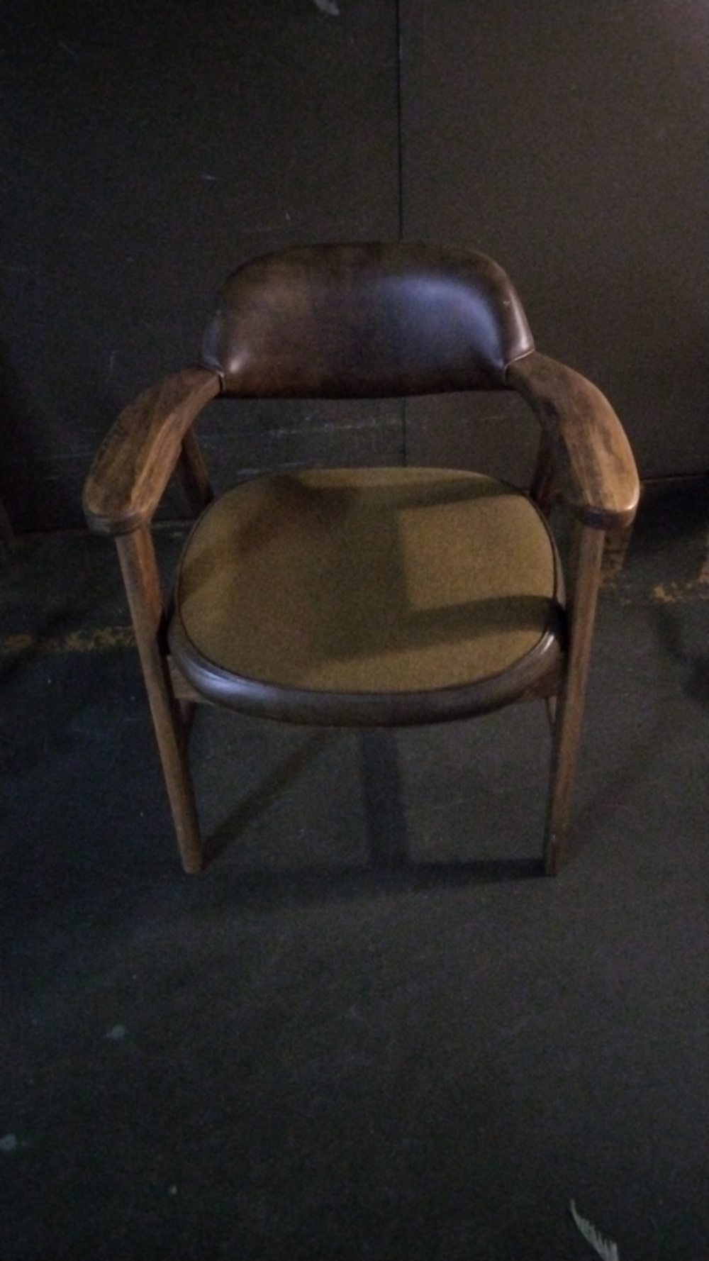  Guest Chair