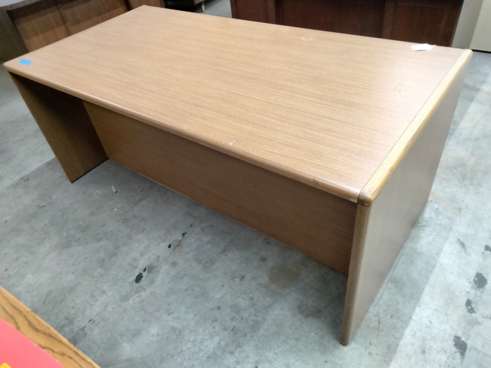  Hon honey double pedestal desk