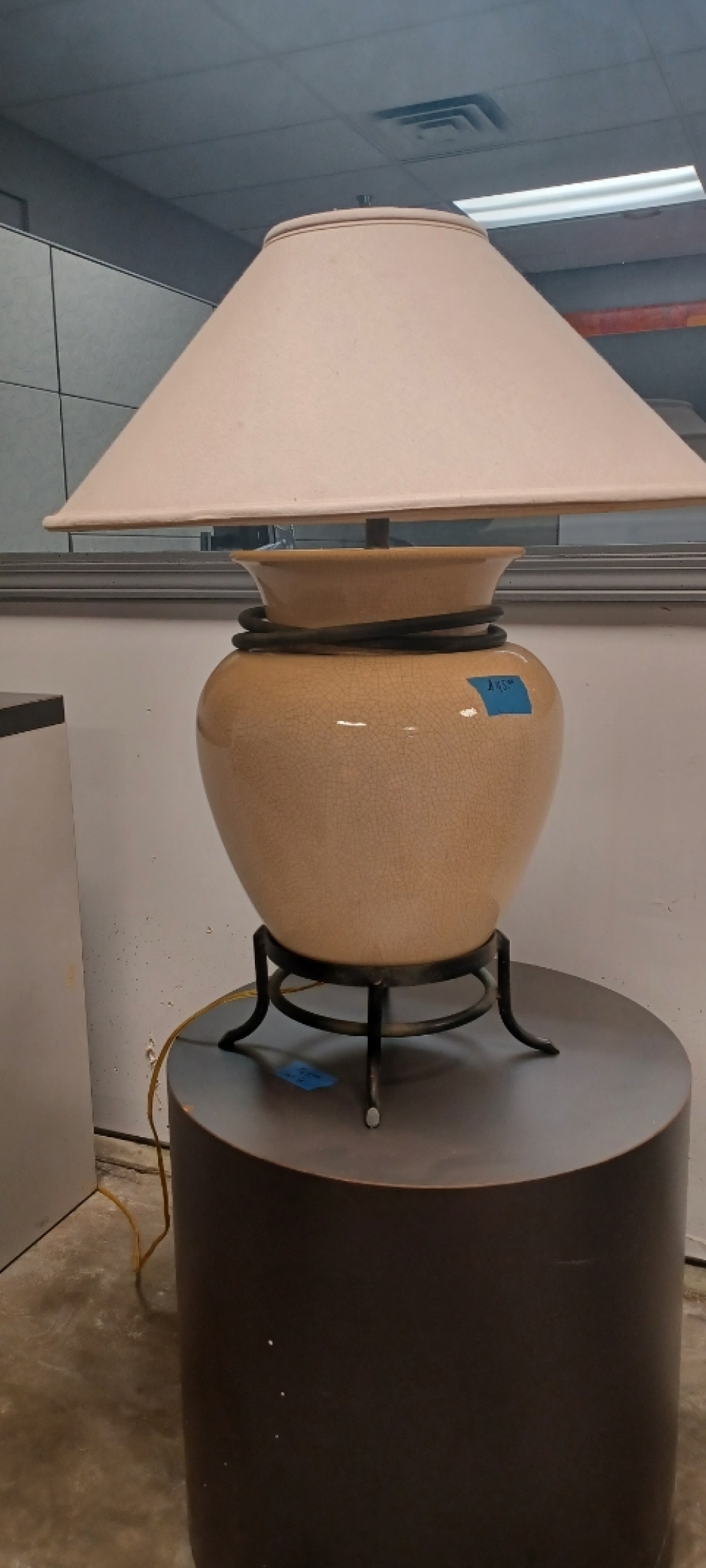  Designer lamp with shade