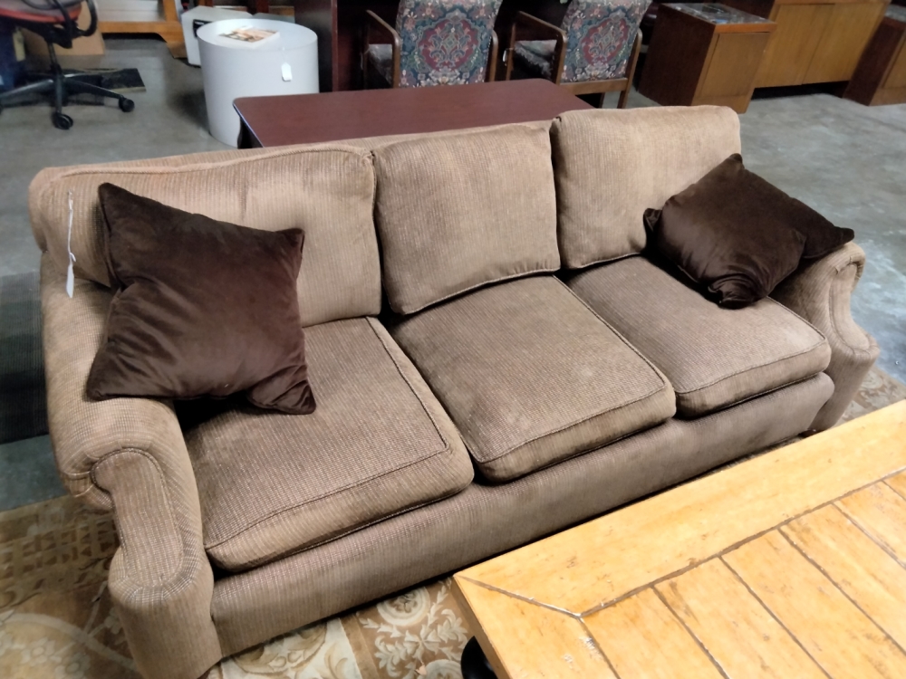  Vintage couch