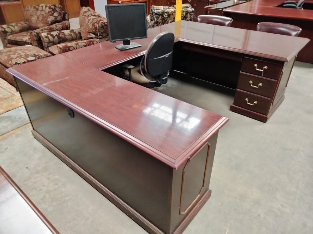  DMI Governor's collection ushaped desk