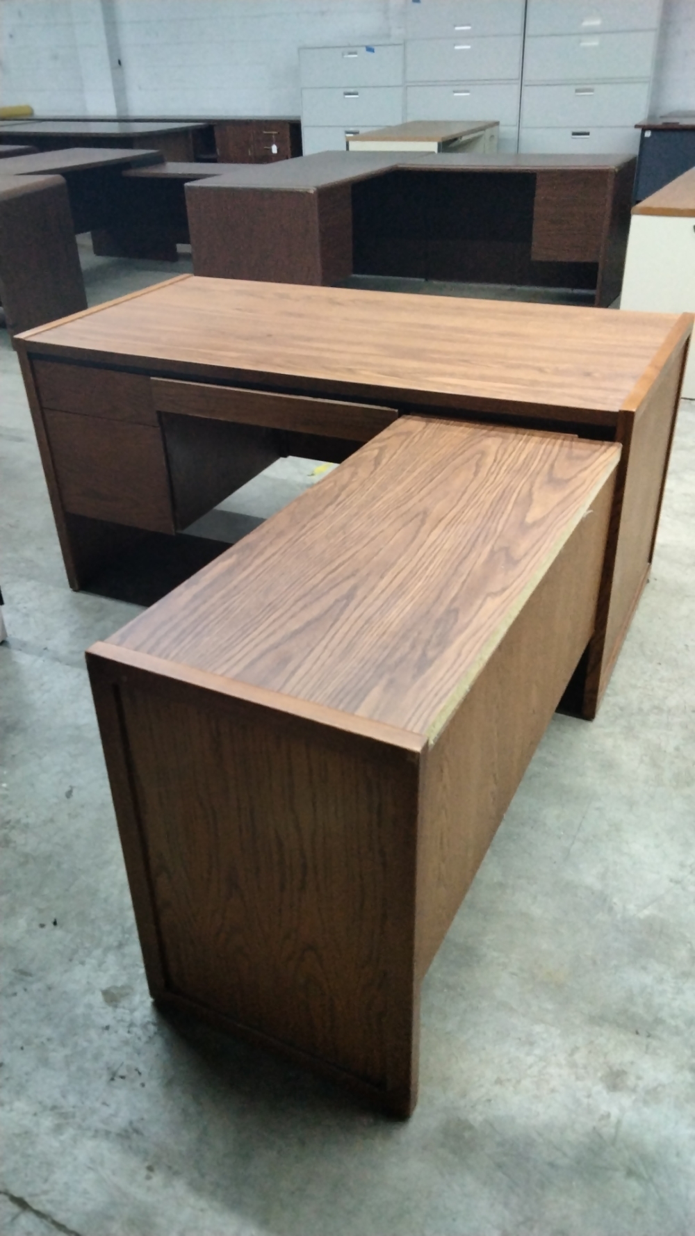  Right hand L shaped desk