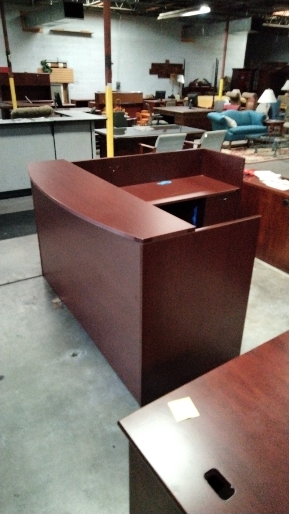  Reception Desk